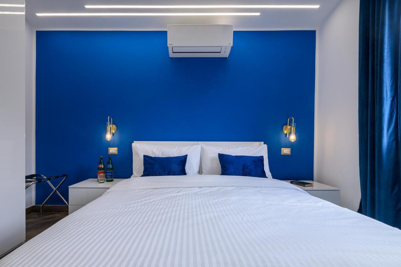 Villa In Bed ナポリ エクステリア 写真