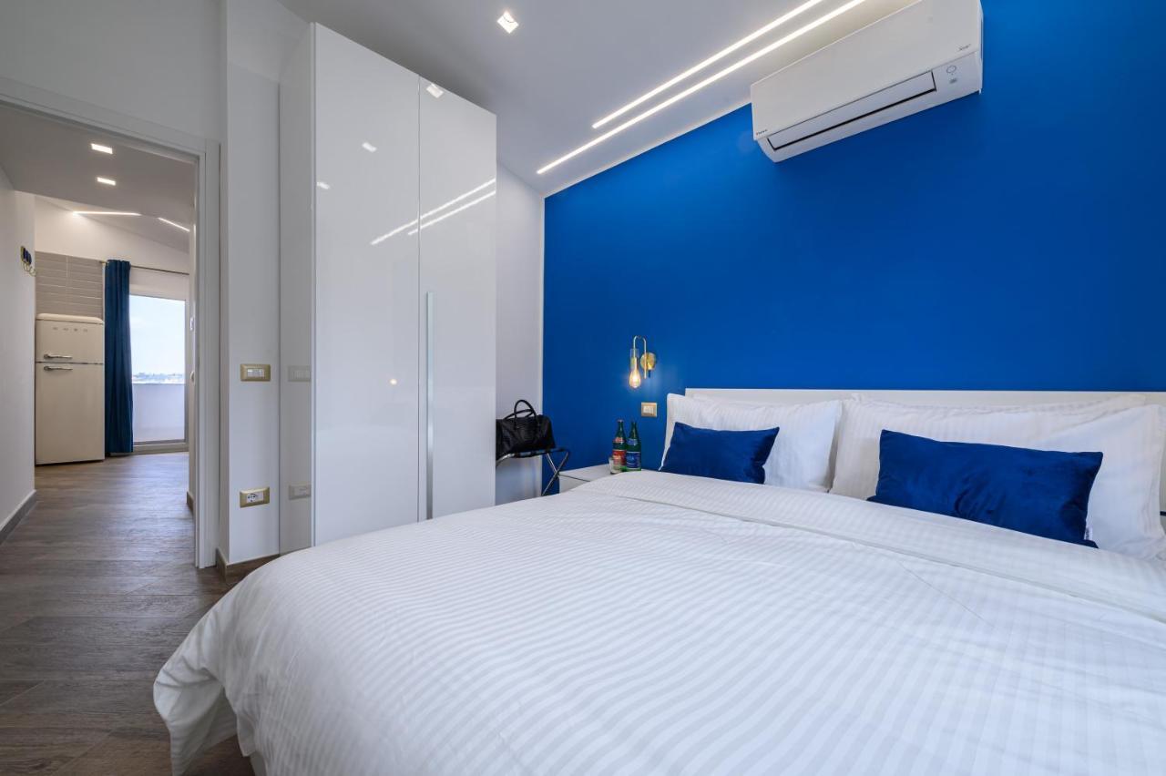 Villa In Bed ナポリ エクステリア 写真