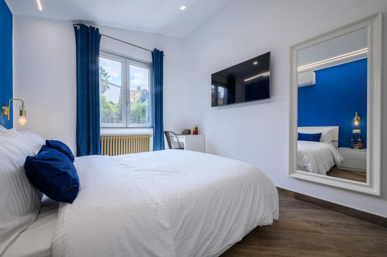 Villa In Bed ナポリ エクステリア 写真